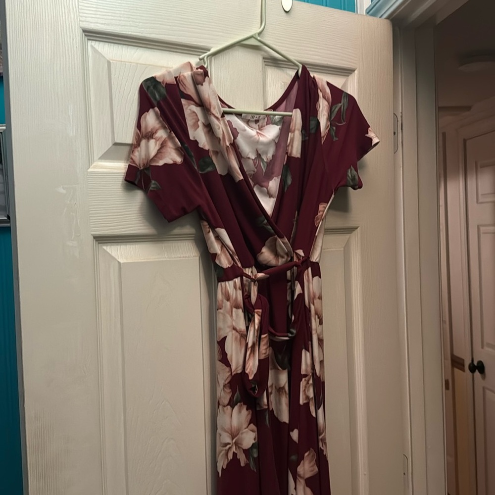 Wrap maternity dress